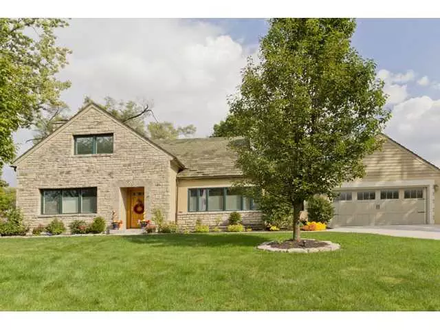 2050 Bedford Road, Upper Arlington, OH 43212