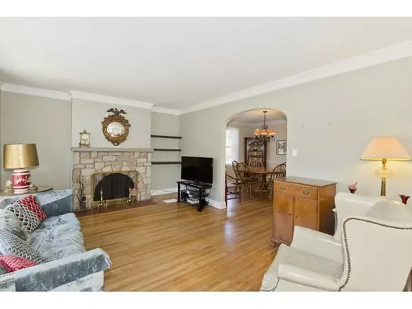 Bexley, OH 43209,750 Grandon Avenue