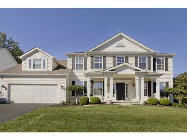 4377 Oaks Shadow Drive, New Albany, OH 43054