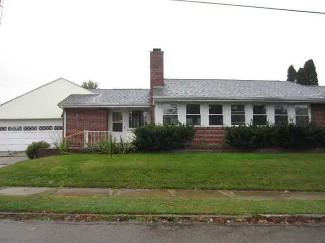 210 High Street, Crooksville, OH 43731