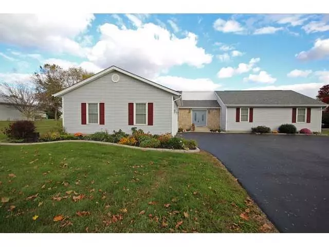 Ashville, OH 43103,14350 Walnut Creek