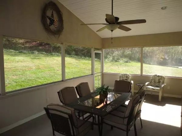 Heath, OH 43056,309 English Oaks Drive