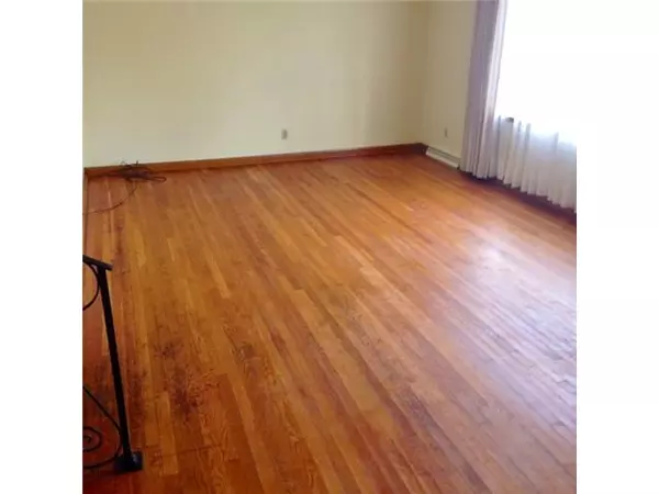 Heath, OH 43056,689 Radian Drive