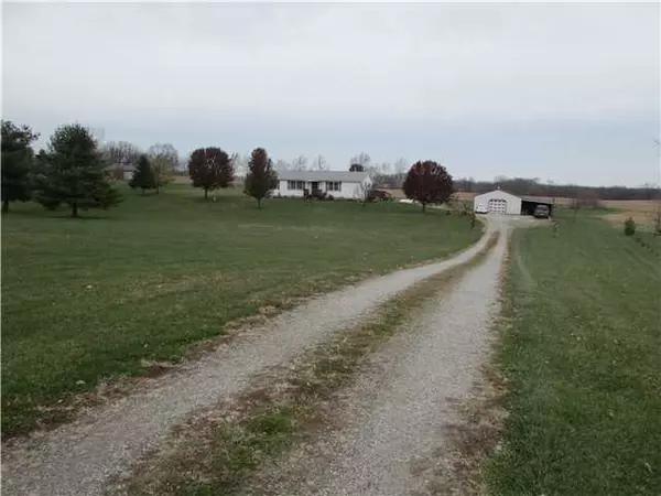 5210 Big Plain Circleville Road, London, OH 43140