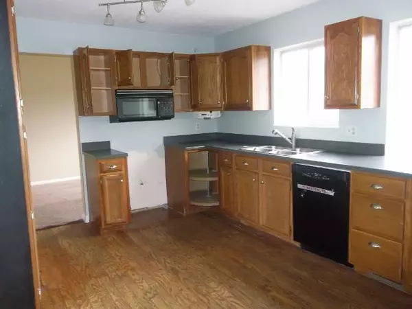 Reynoldsburg, OH 43068,678 Blackoak Court