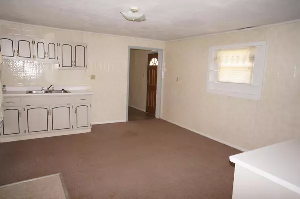 London, OH 43140,2415 Us Highway #42