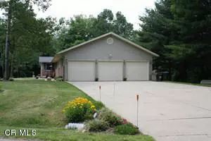 Howard, OH 43028,681 Grand Ridge Drive