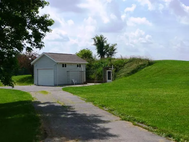 1779 County Road 156, Ashley, OH 43003