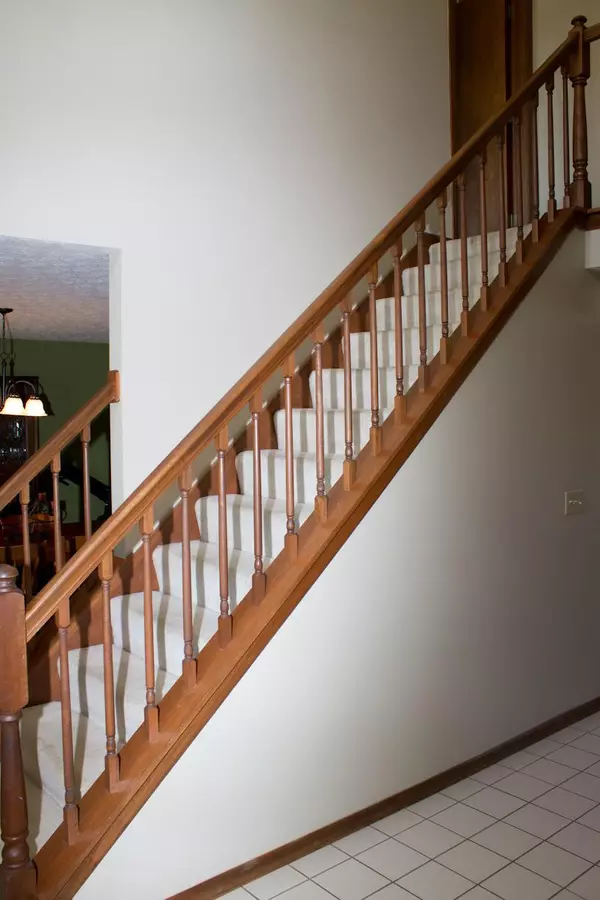 London, OH 43140,299 Kensington Court