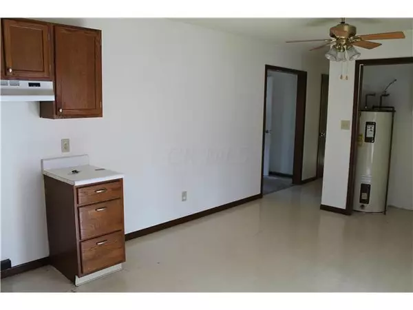 London, OH 43140,168 S Madison Road