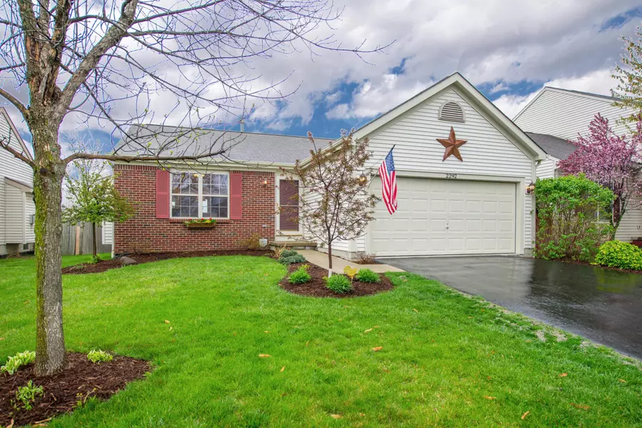 2292 Brookbank Drive, Grove City, OH 43123