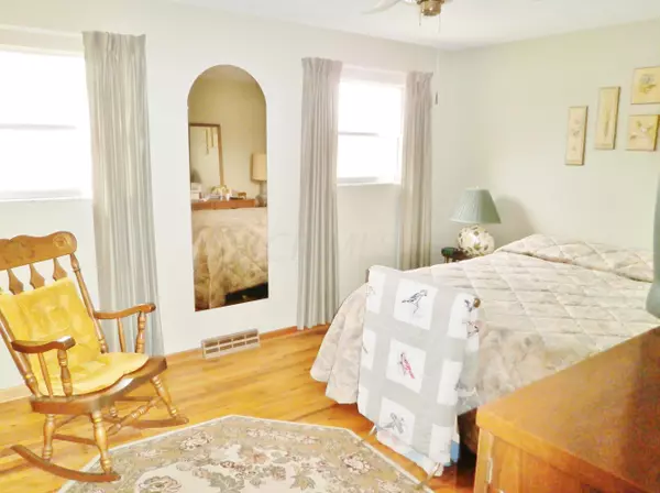 Reynoldsburg, OH 43068,7526 Northfield Court