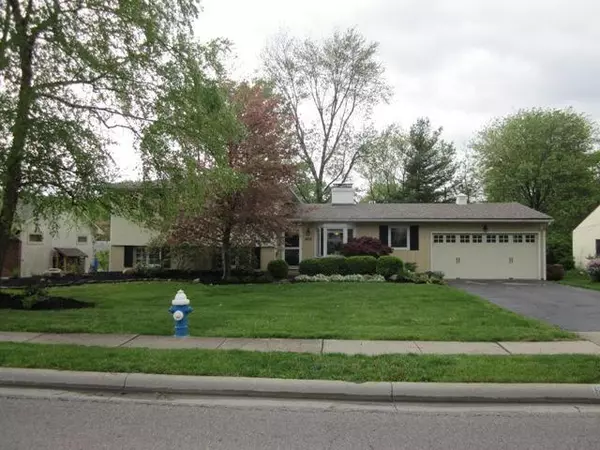 669 Evening Street, Worthington, OH 43085