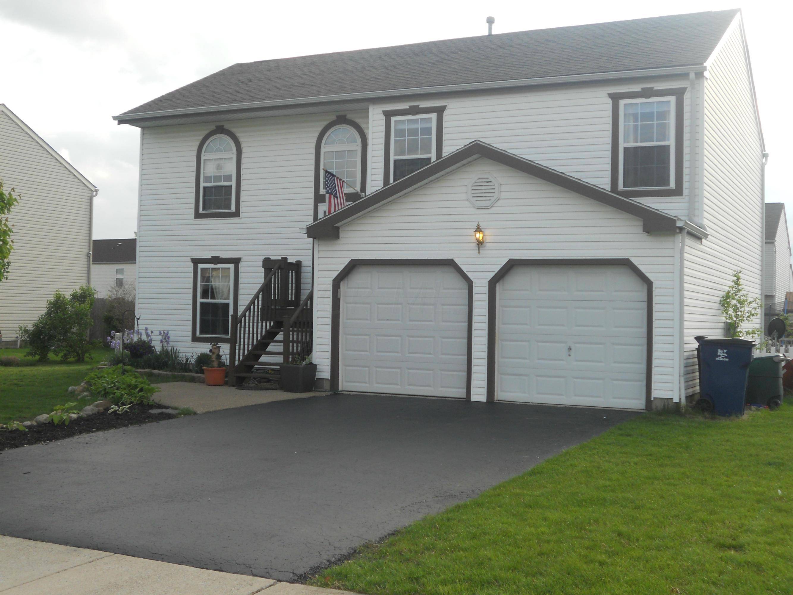 375 Thompson Street, Pataskala, OH 43062