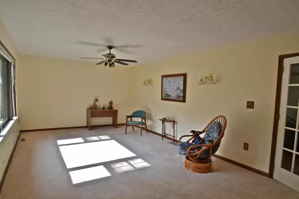 Alexandria, OH 43001,4209 Castle Road