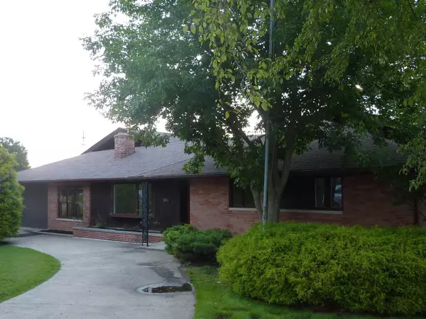 Hebron, OH 43025,991 W Lakeshore Drive