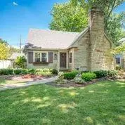 Upper Arlington, OH 43221,2702 HENTHORN Road