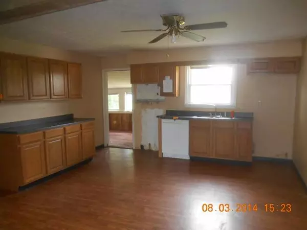 London, OH 43140,219 Delaware Avenue