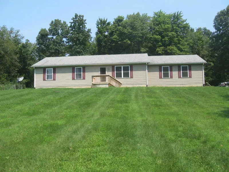 17925 Buck Hill Road, Frazeysburg, OH 43822