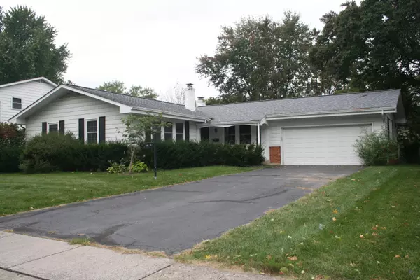 6865 DOWNS Street, Worthington, OH 43085