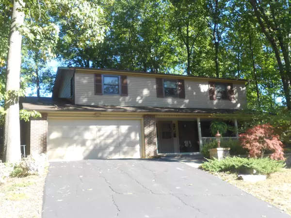 836 SINGING HILLS Lane, Columbus, OH 43235