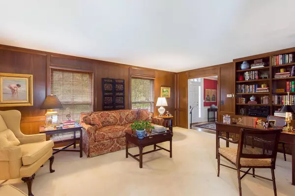 Upper Arlington, OH 43220,4712 Chantry Court