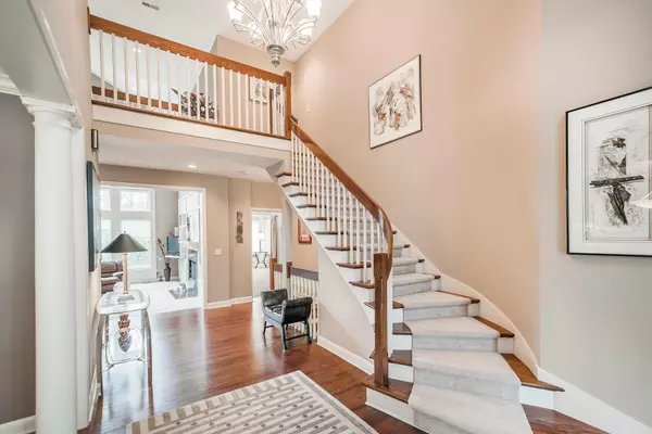 Upper Arlington, OH 43220,5070 Slate Run Woods Court