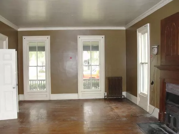 Urbana, OH 43078,200 W REYNOLDS Street