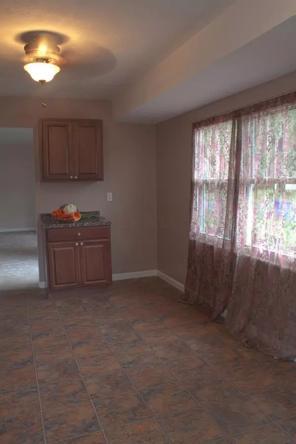Columbus, OH 43219,3291 EARNCLIFF Drive