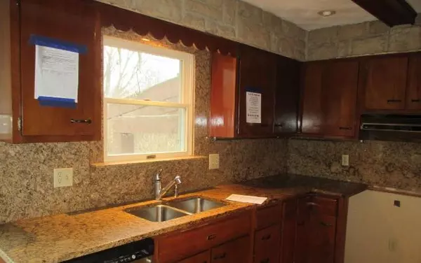 Columbus, OH 43235,1261 Beechlake Drive