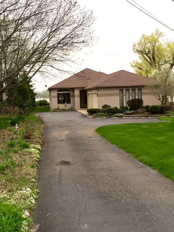 1975 Palouse Drive, London, OH 43140