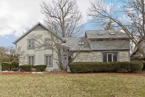 1249 Briarmeadow Drive, Columbus, OH 43235