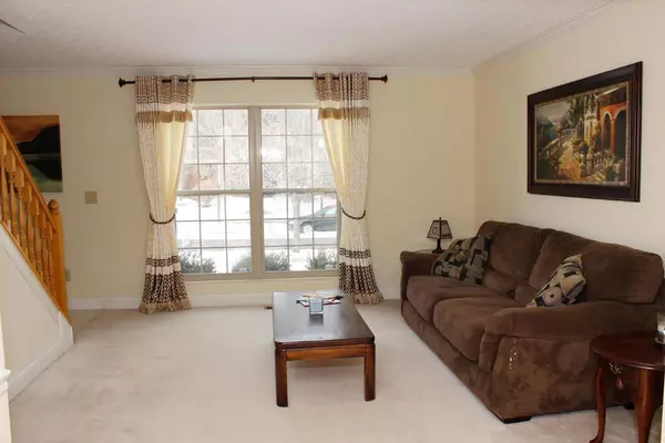 Westerville, OH 43081,697 Maplerun Lane