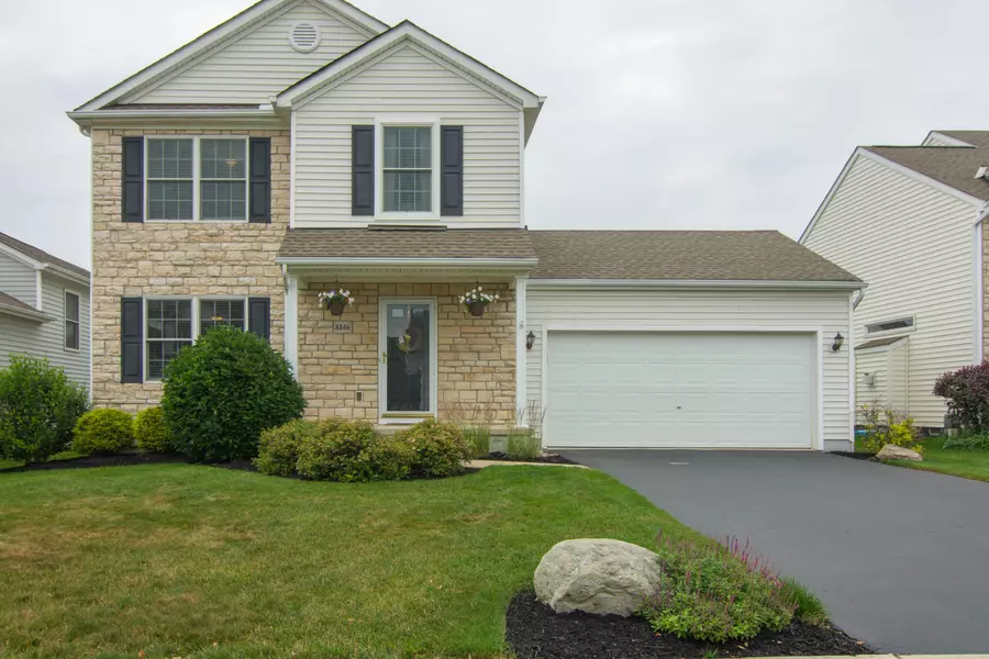 8846 MEADOW GRASS Lane, Lewis Center, OH 43035