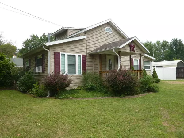 384 Central Avenue, Buckeye Lake, OH 43008