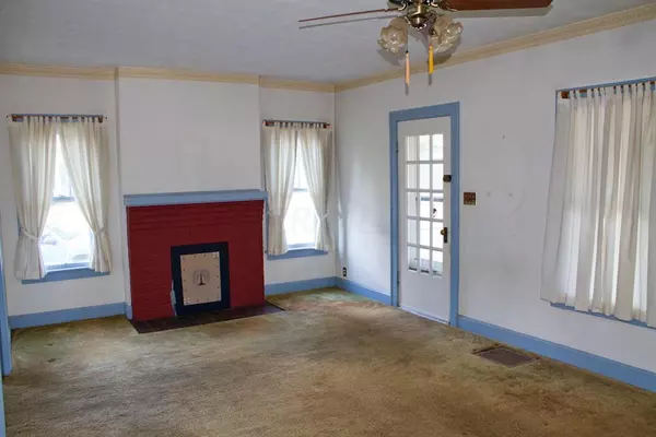 London, OH 43140,33 Maple Street