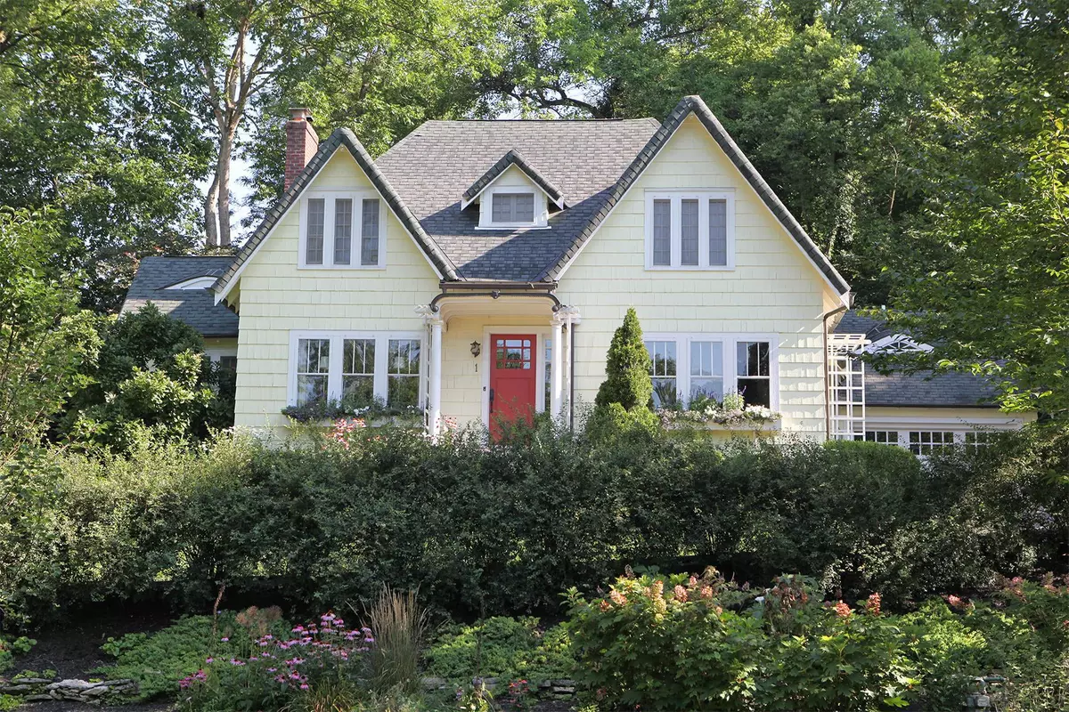 Worthington, OH 43085,1 Kenyon Brook Drive