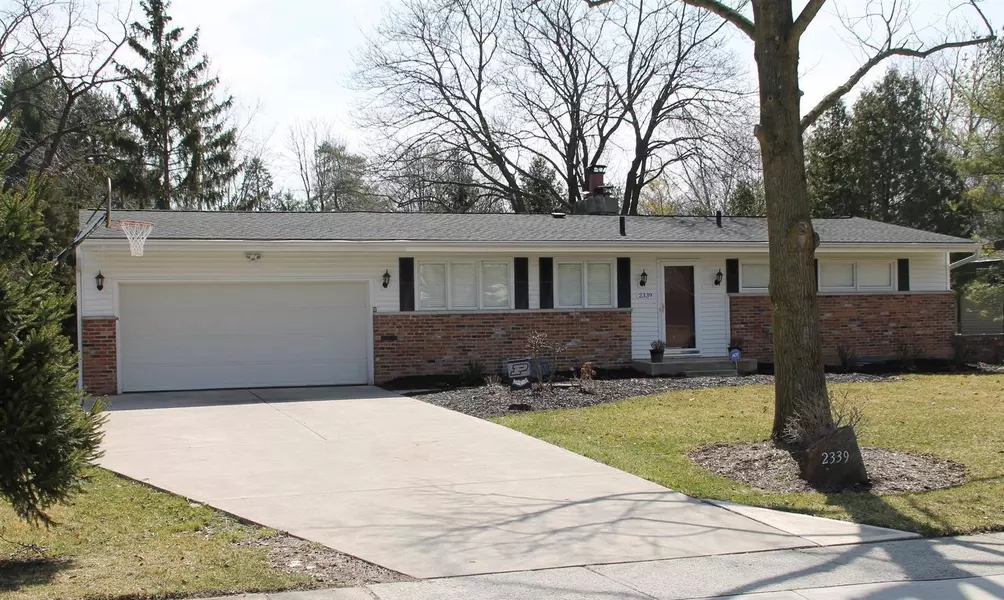 2339 EASTCLEFT Drive, Columbus, OH 43221