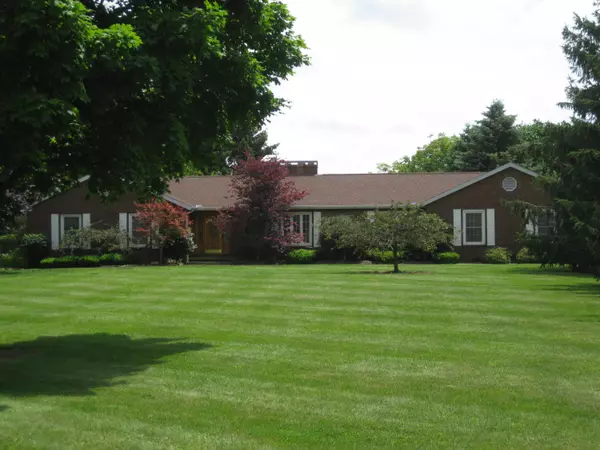 7044 Gregg Road, West Jefferson, OH 43162