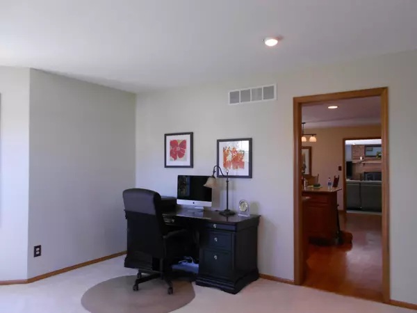 London, OH 43140,3815 Little Darby Road