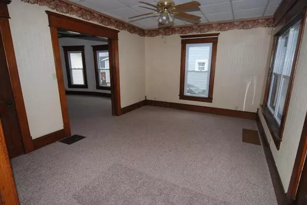 West Mansfield, OH 43358,180 S MAIN Street