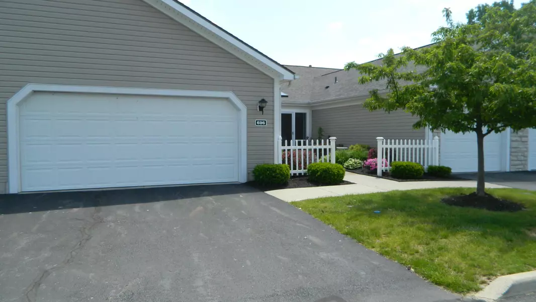 696 Kildow Court, Ashville, OH 43103