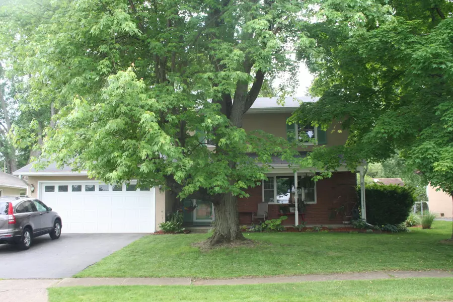 1369 Cardwell Square, Columbus, OH 43229