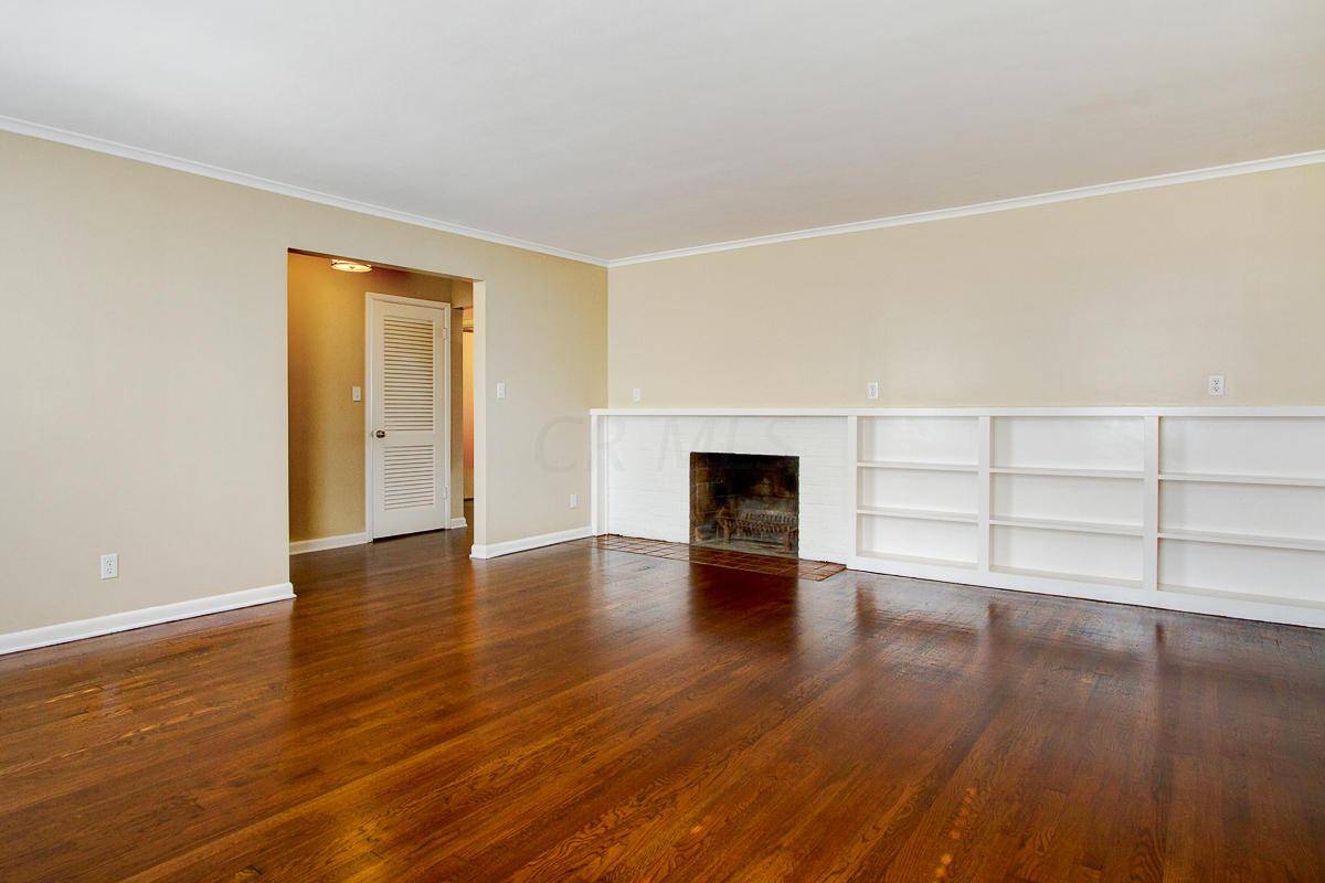 Columbus, OH 43221,3049 SHADYWOOD Road