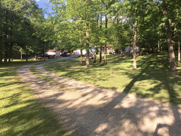 Bellefontaine, OH 43311,945 Township Road 179