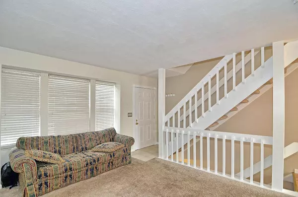 7801 Barkwood Drive #11B, Worthington, OH 43085