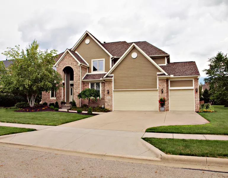 13002 Silver Brook Drive, Pickerington, OH 43147