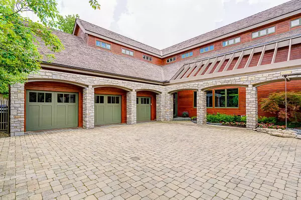 Columbus, OH 43221,1797 SCIOTO POINTE Drive