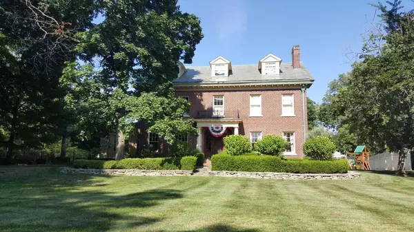 316 ABBEY Lane, Urbana, OH 43078