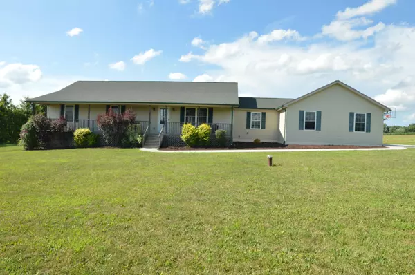 6384 State Route 22, Rushville, OH 43150